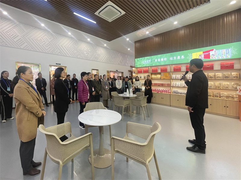 //cdn.myxypt.com/e9c33c38/25/12/f103808bd3751a3995ea399dec25b9a5bc49c292.jpg 微信图片_20251209105145_151_76修_看图王_看图王.jpg